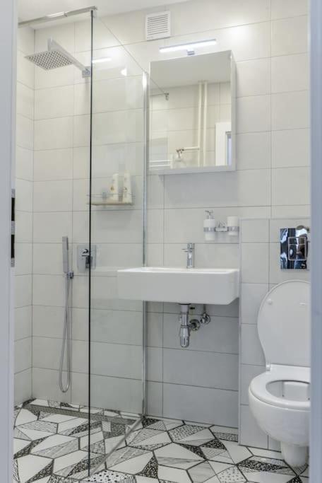2 Bedroom For Up To 6 Guests Appartamento